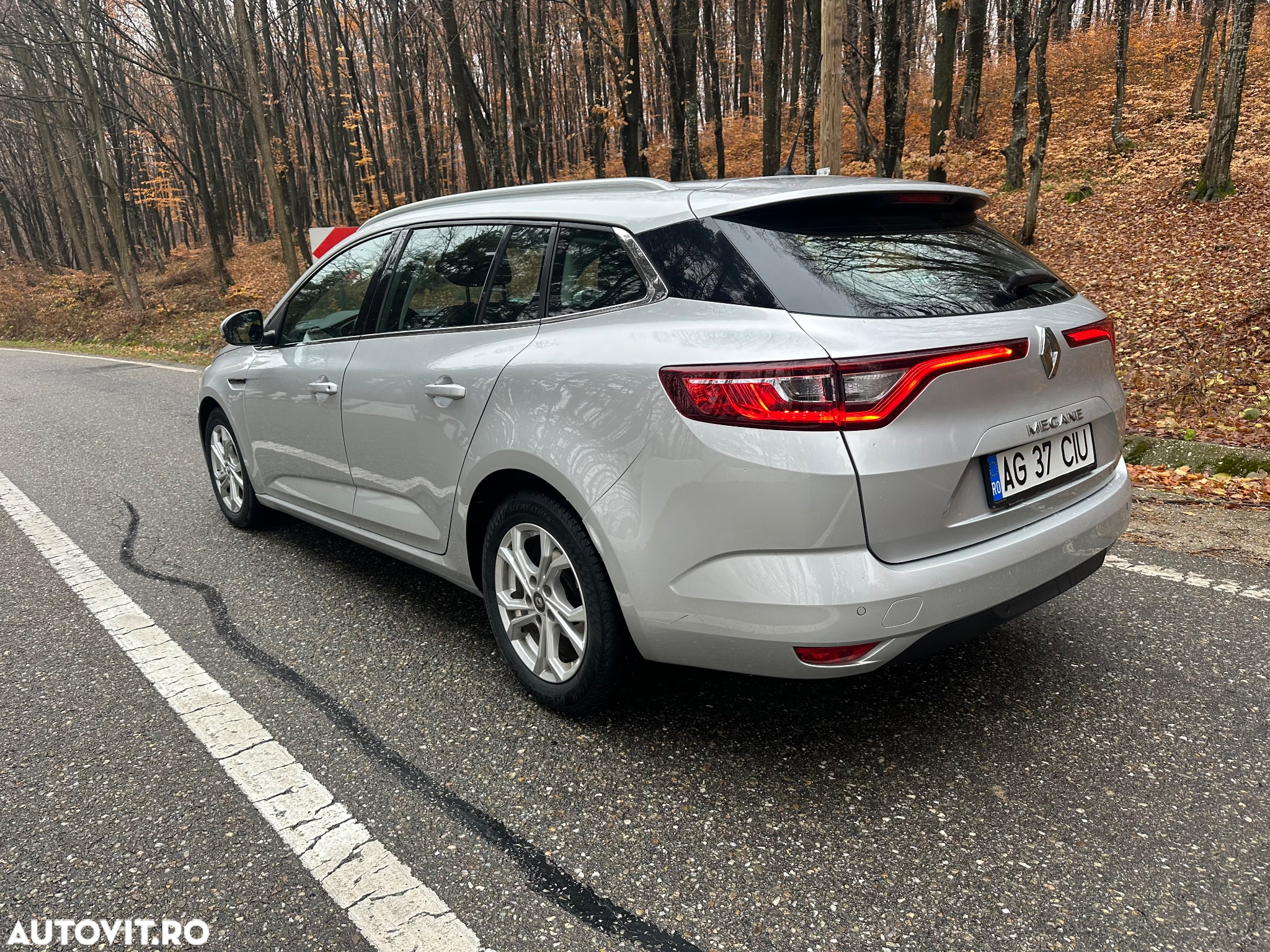 Renault Megane 1.5 dCi Expression - 6