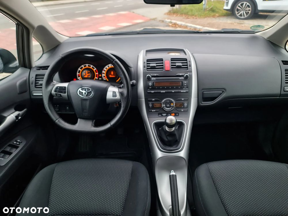 Toyota Auris 1.33 VVT-i Life - 8