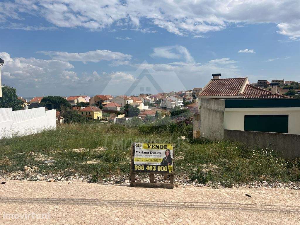 Terreno urbano com 277 m² e vista serra, Santa Iria de Azóia - Grande imagem: 4/5