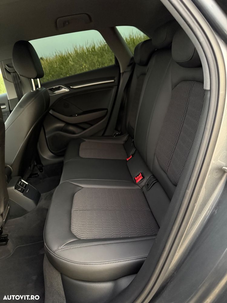 Audi A3 2.0 TDI Sportback (clean diesel) S tronic S line Sportpaket - 11