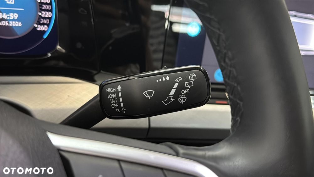 Volkswagen Golf 1.5 TSI EVO Life - 25
