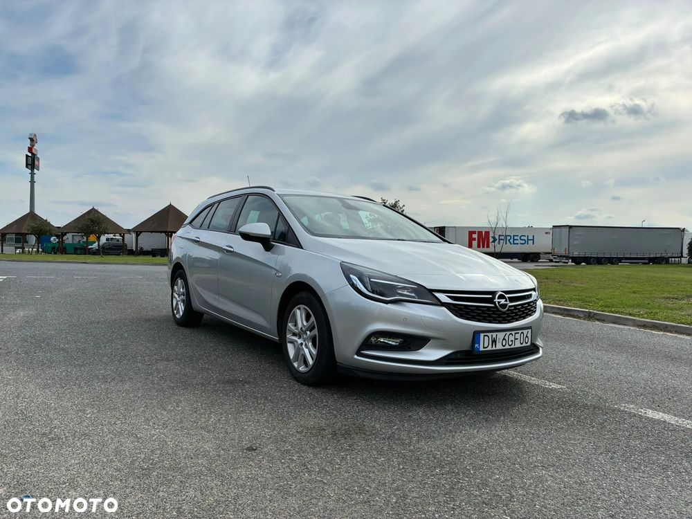 Opel Astra 1.4 T Enjoy - 9