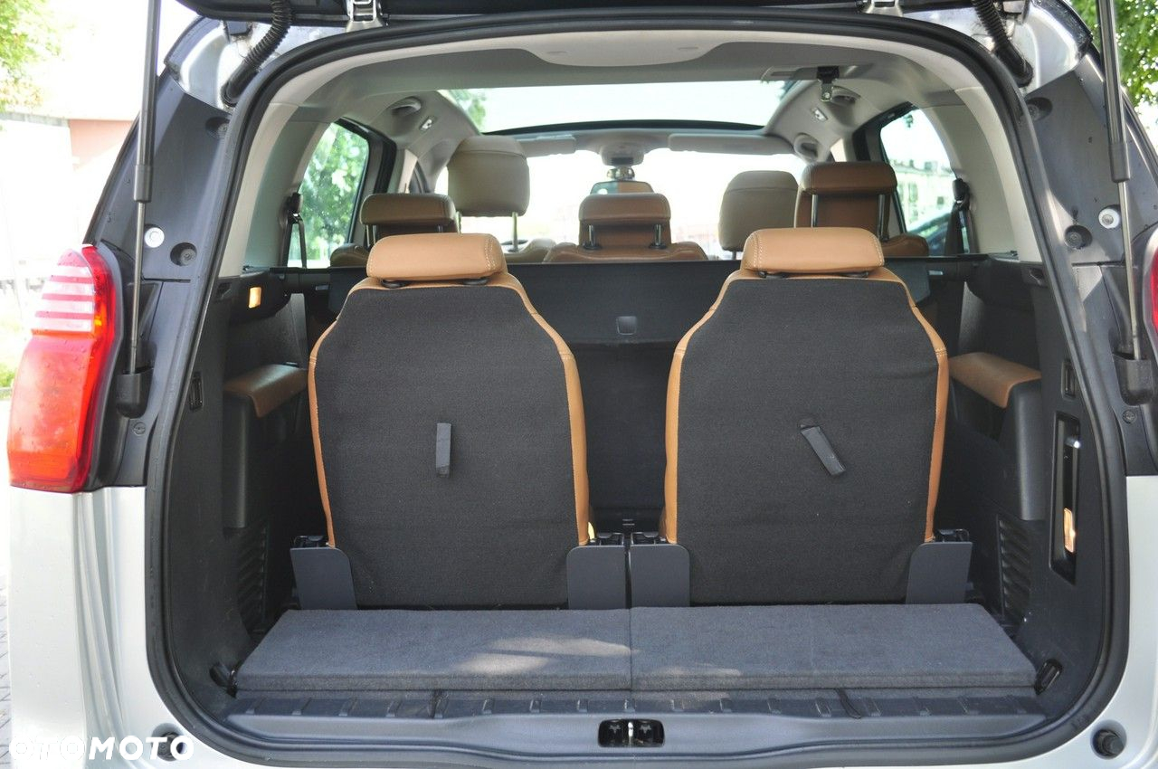 Peugeot 5008 - 13