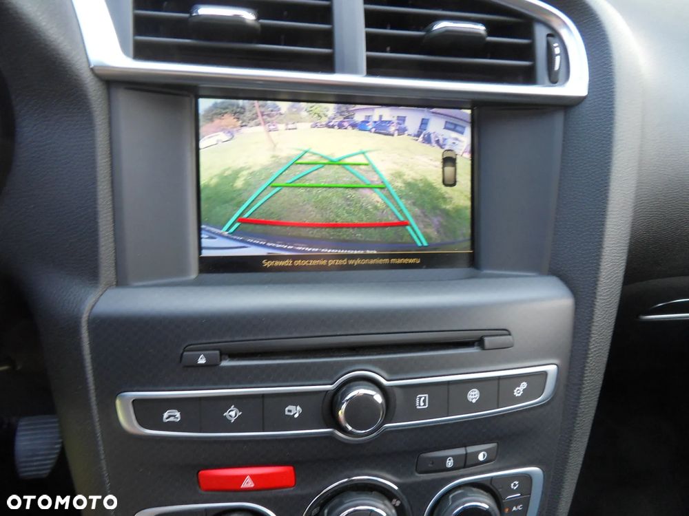 Citroën DS4 PureTech 130 Stop&Start Limited Edition 1955 - 21