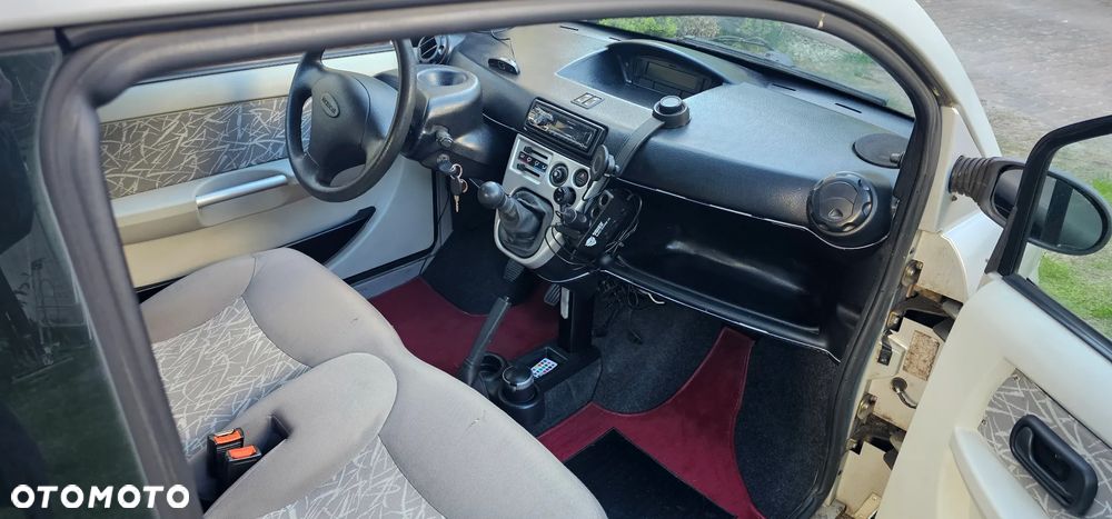 Microcar MC - 6