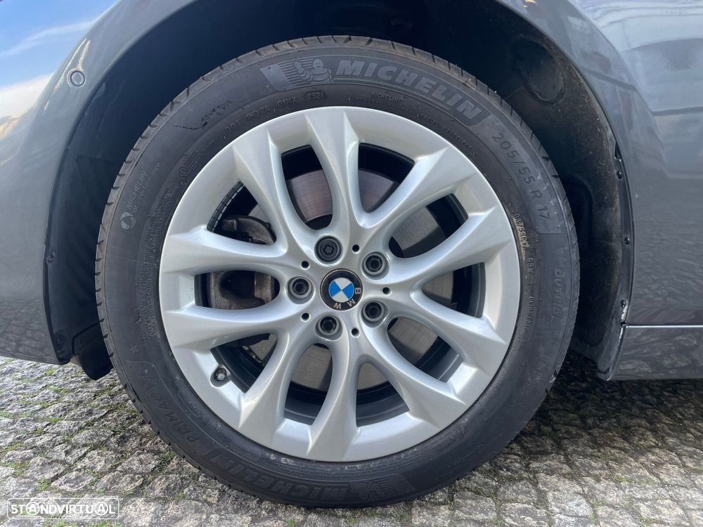 BMW 225xe Active Tourer - 3