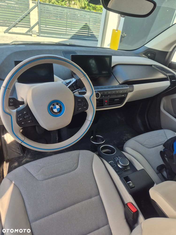 BMW i3 - 8