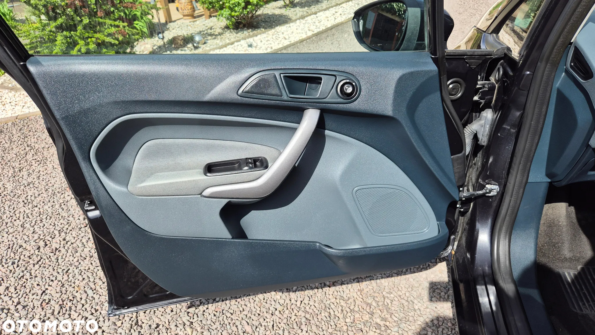 Ford Fiesta 1.25 Ambiente - 22