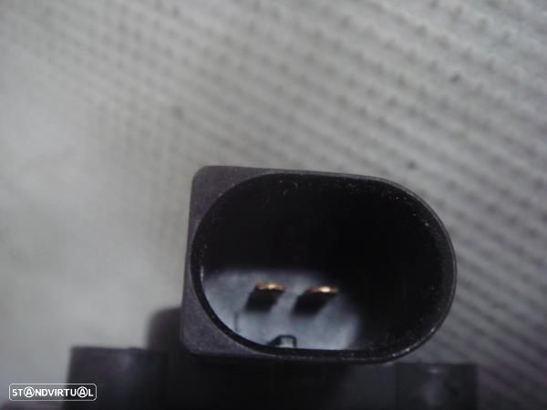 Buzina Audi A4 (8Ec, B7) - 2