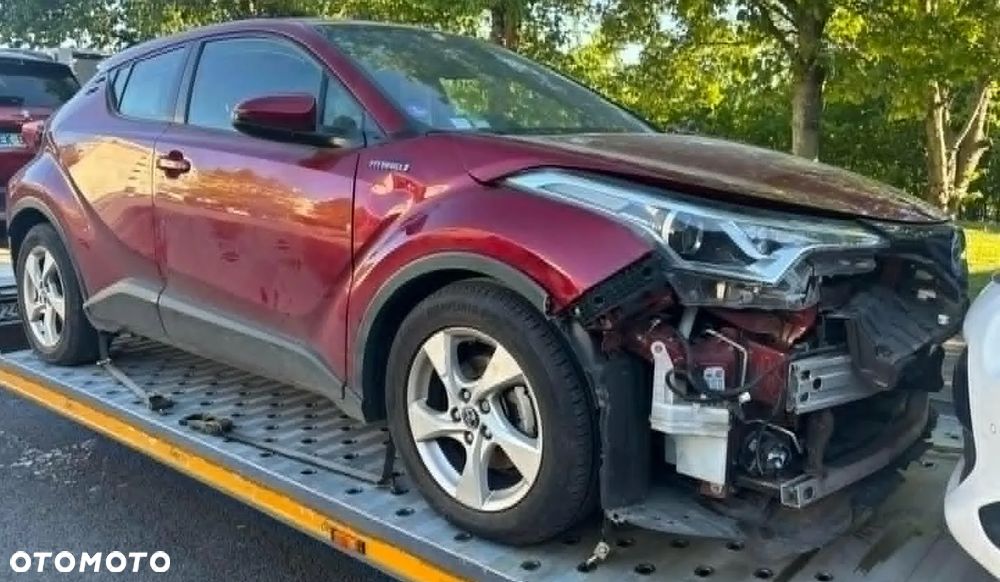 Toyota C-HR Lounge - 6