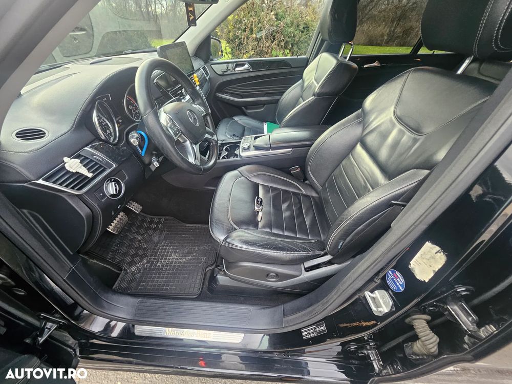 Mercedes-Benz ML - 12