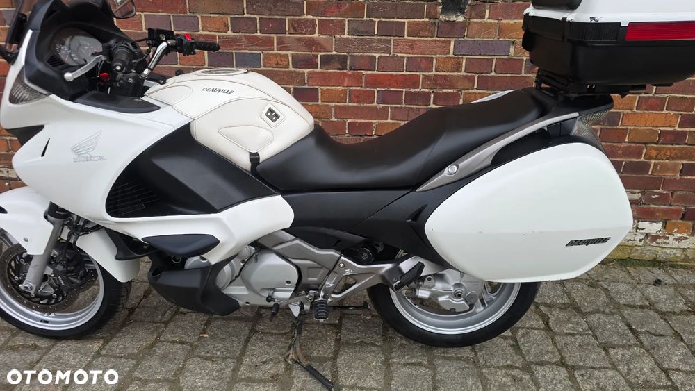 Honda Deauville - 21