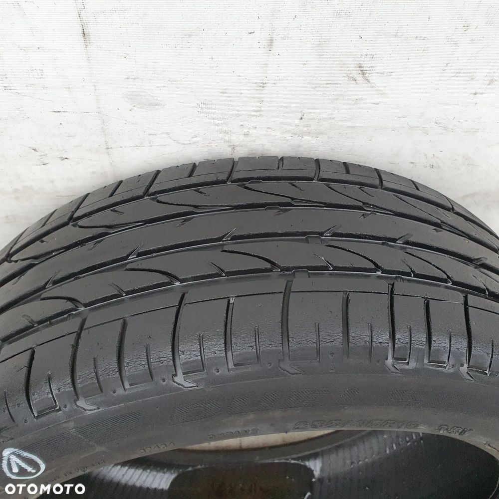 Opona Bridgestone Dueler 235/45 r19 - 3