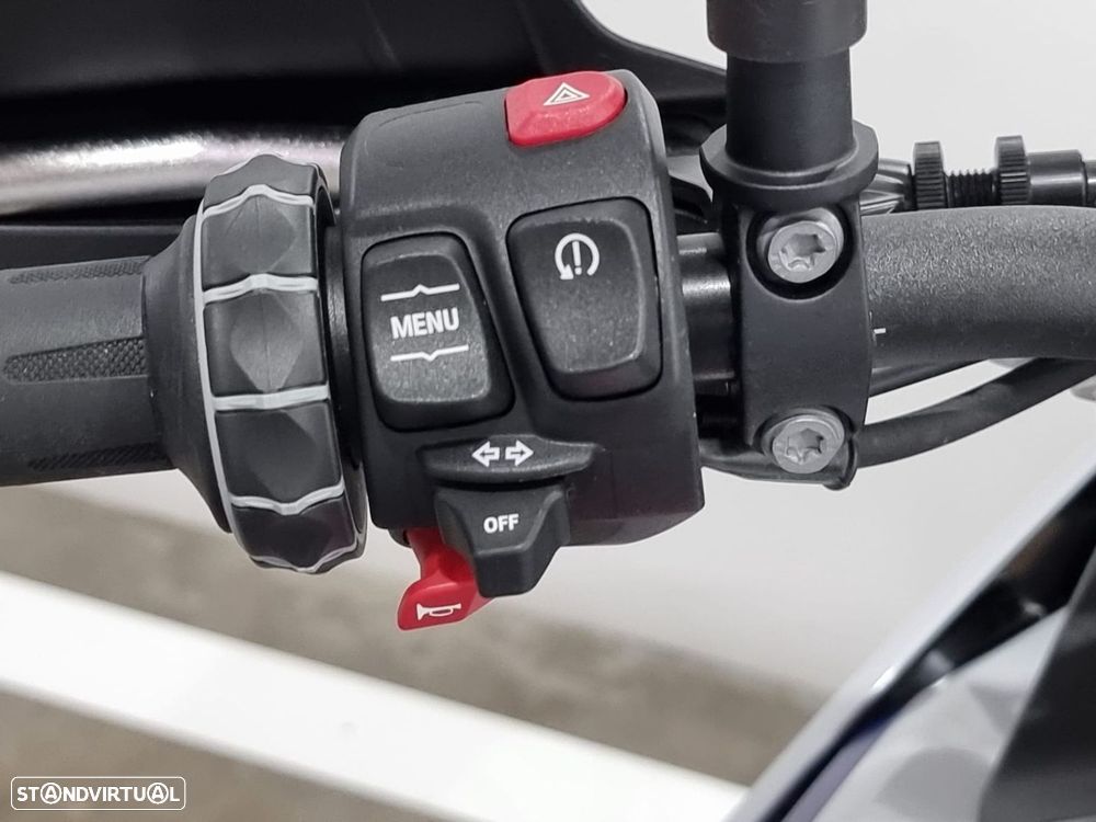BMW F 900 GS 900 GS Trophy - 11