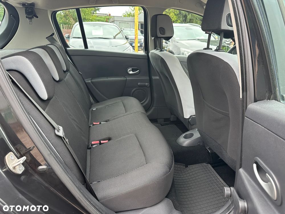 Renault Clio 1.2 16V Rip Curl - 24