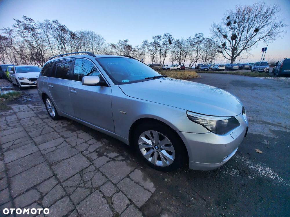 BMW Seria 5 520d Touring - 8