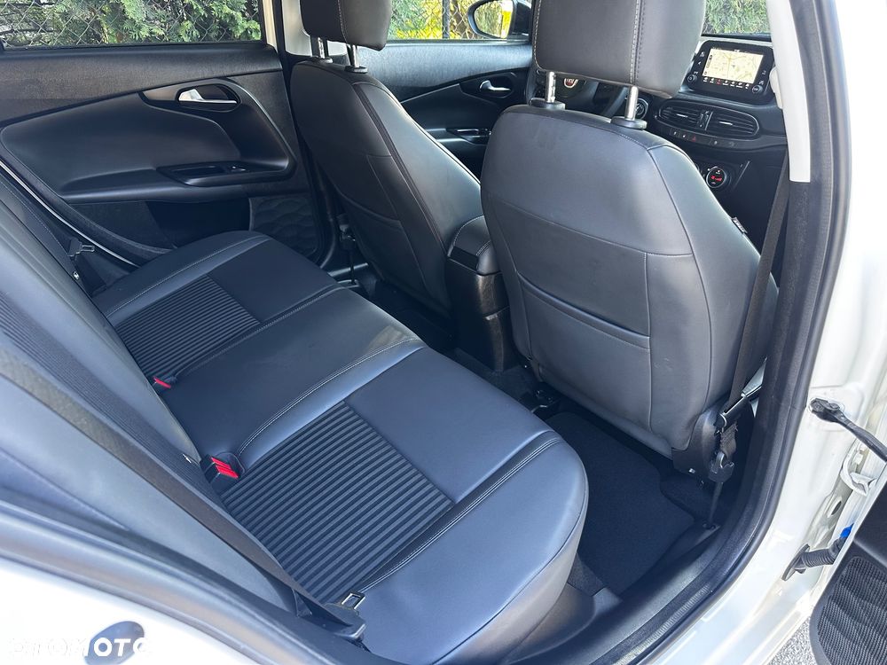 Fiat Tipo 1.4 T-Jet Business Line - 22