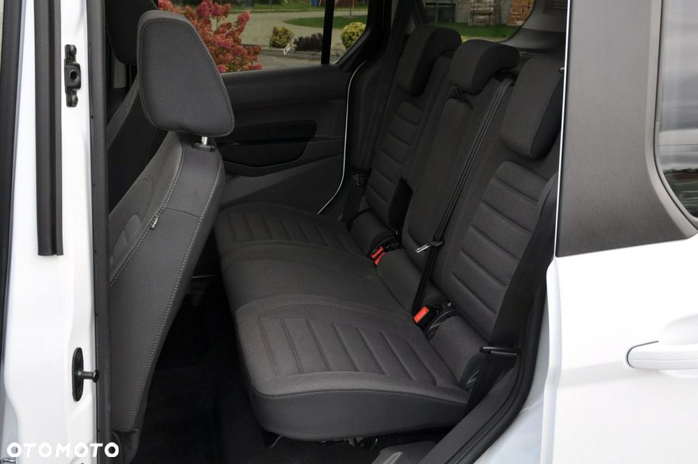 Ford Tourneo Connect 1.5 TDCi Start-Stop Titanium - 23