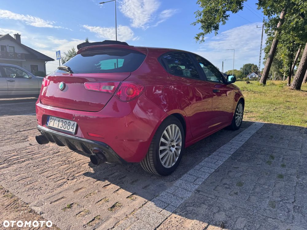 Alfa Romeo Giulietta 1750 TBi Quadrifoglio Verde - 3