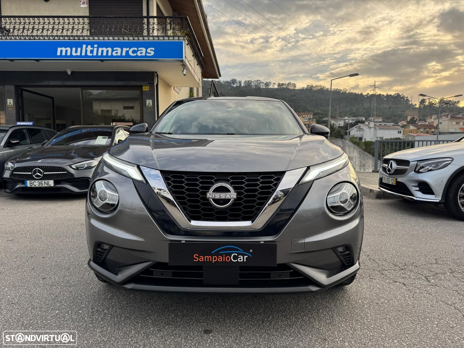 Nissan Juke 1.0 DIG-T N-Connecta NAV.+TwoTone NC - 2