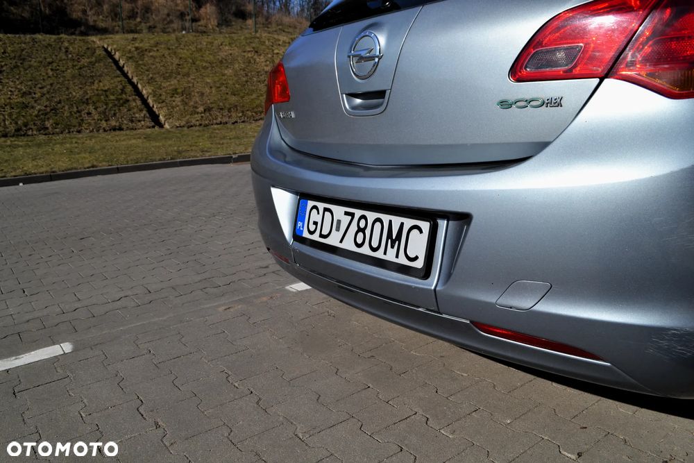 Opel Astra 1.4 Enjoy - 21