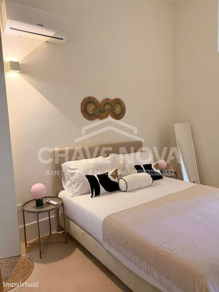 Apartamento T1 mobilado com terraço - C/ Alojamento Local - Grande imagem: 2/14
