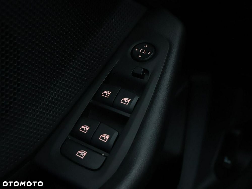 BMW Seria 1 118d Advantage - 37