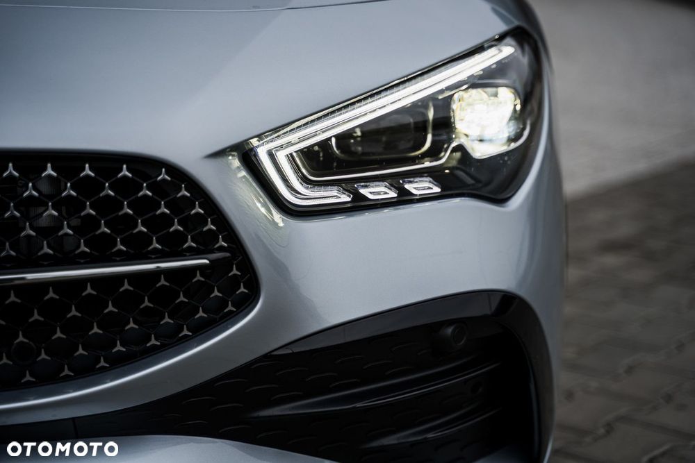 Mercedes-Benz CLA - 7