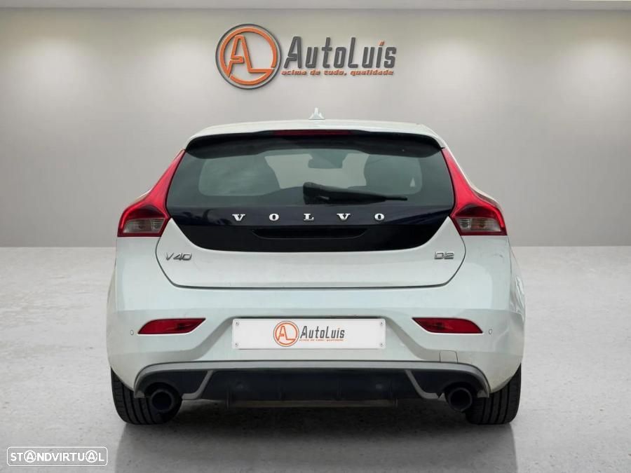 Volvo V40 1.6 D2 R-Design - 4