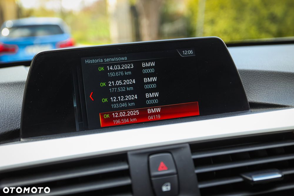 BMW Seria 3 318d Edition Luxury Line Purity - 40