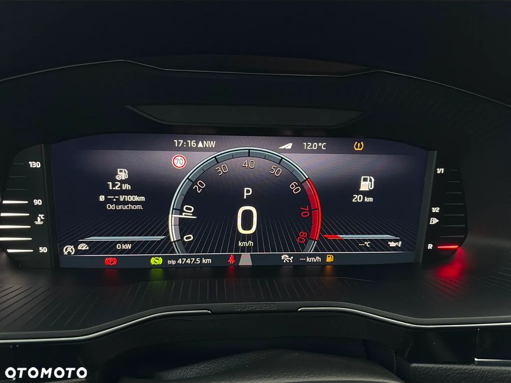 Skoda Superb 2.0 TSI 4x4 L&K DSG - 26