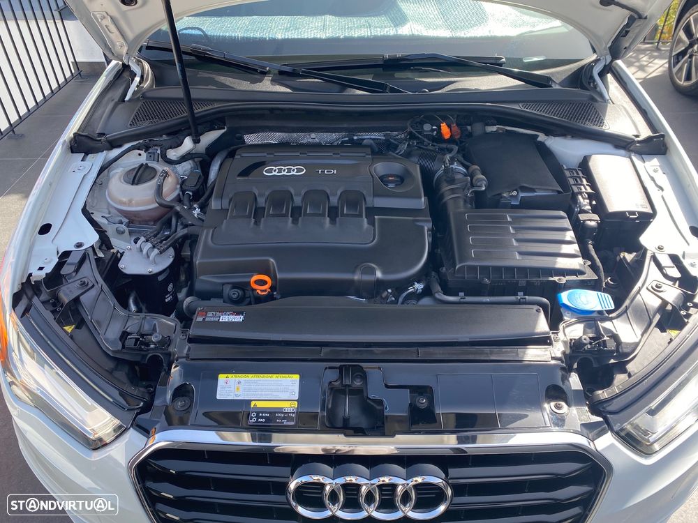 Audi A3 Sportback 2.0 TDI S-line S tronic - 15