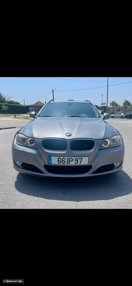BMW 318 d Navigation - 3