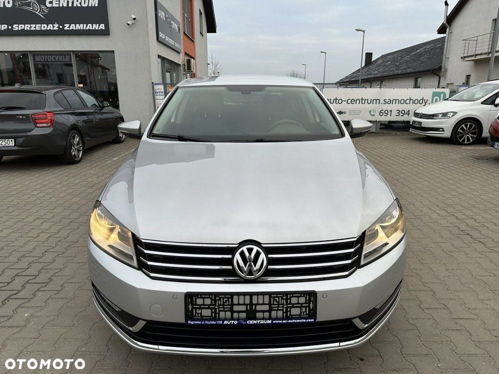 Volkswagen Passat 2.0 TDI DPF DSG Highline - 3