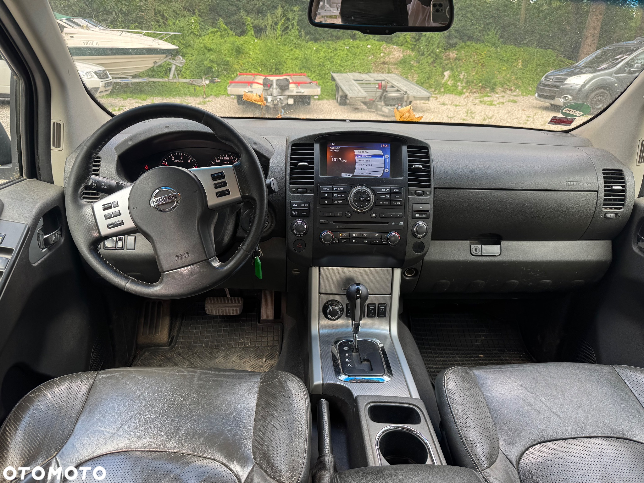 Nissan Navara 3.0 D V6 Platinum Long EU5 - 6