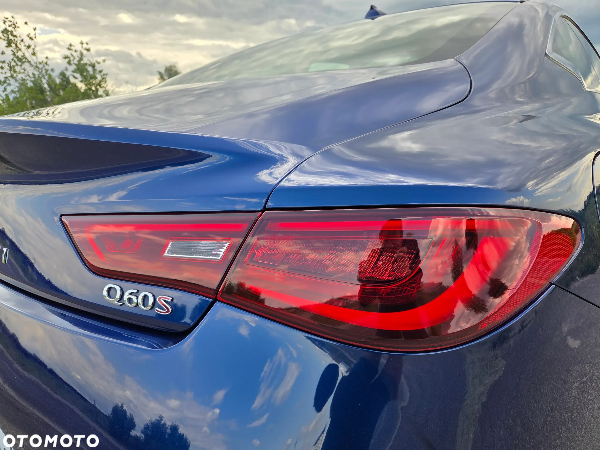 Infiniti Q60 3.0t AWD Sport Tech - 8