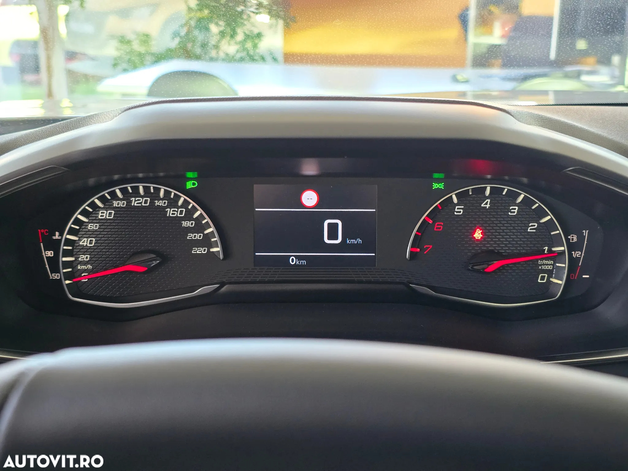 Peugeot 2008 1.2L PureTech 100 S&S BVM6 Style - 18