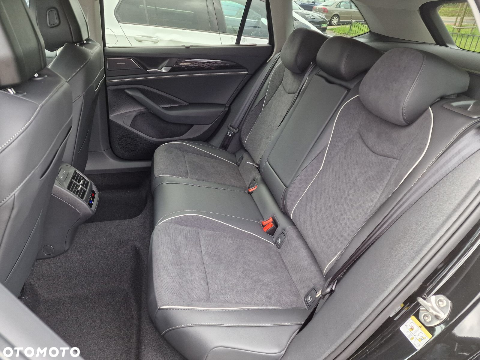 Volkswagen Passat 1.5 TSI EVO Business DSG - 13