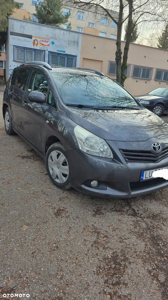 Toyota Verso 2.0 D-4D - 4