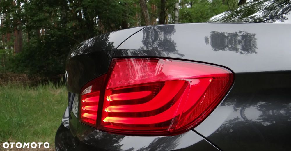 BMW Seria 5 525d - 19