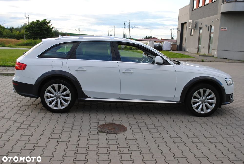 Audi A4 Allroad - 35