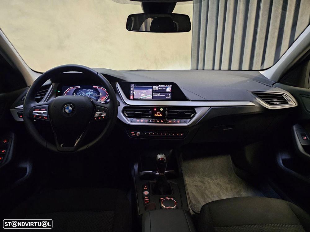 BMW 116 i Advantage - 11