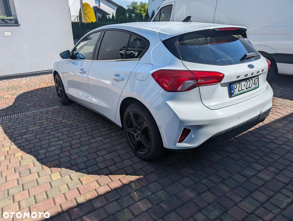 Ford Focus 1.0 EcoBoost Connected - 4
