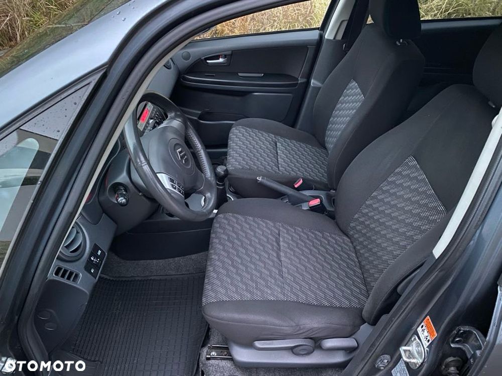 Suzuki Sx4 2008 photo 5