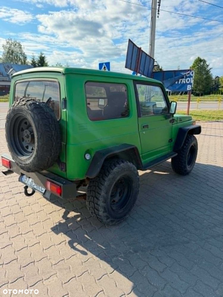 Suzuki Samurai - 3