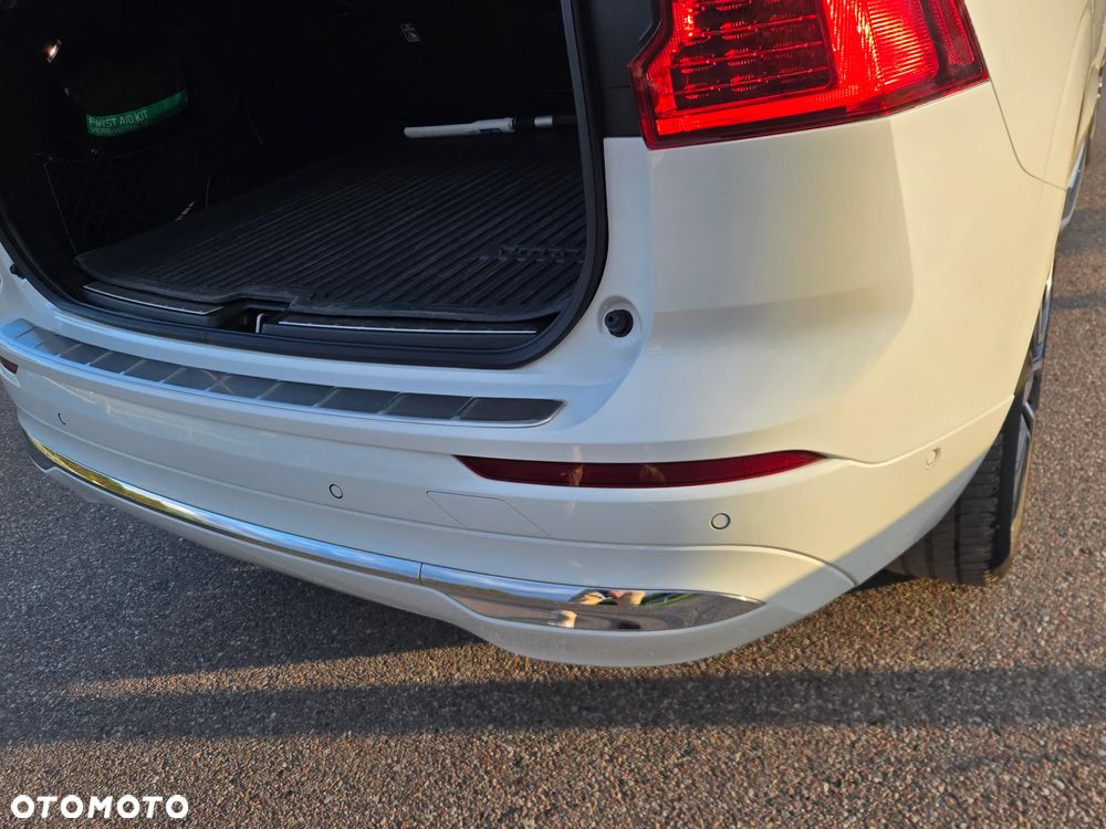 Volvo XC 60 B4 D AWD Inscription - 21