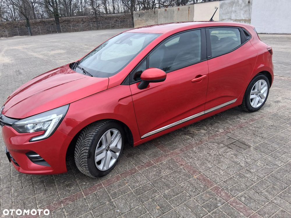 Renault Clio - 10