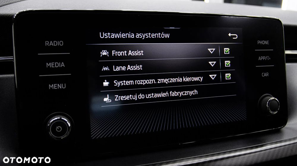 Skoda Kamiq 1.0 TSI Monte Carlo - 29