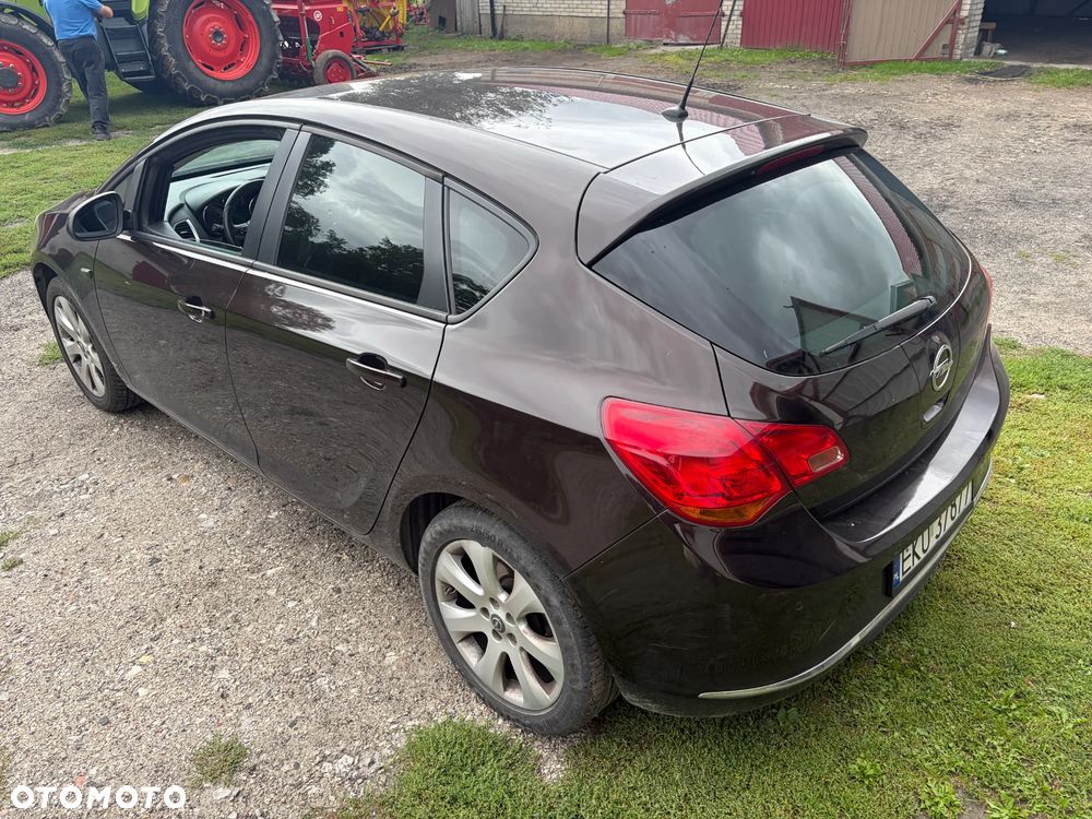 Opel Astra 1.4 T Cosmo S&S - 2