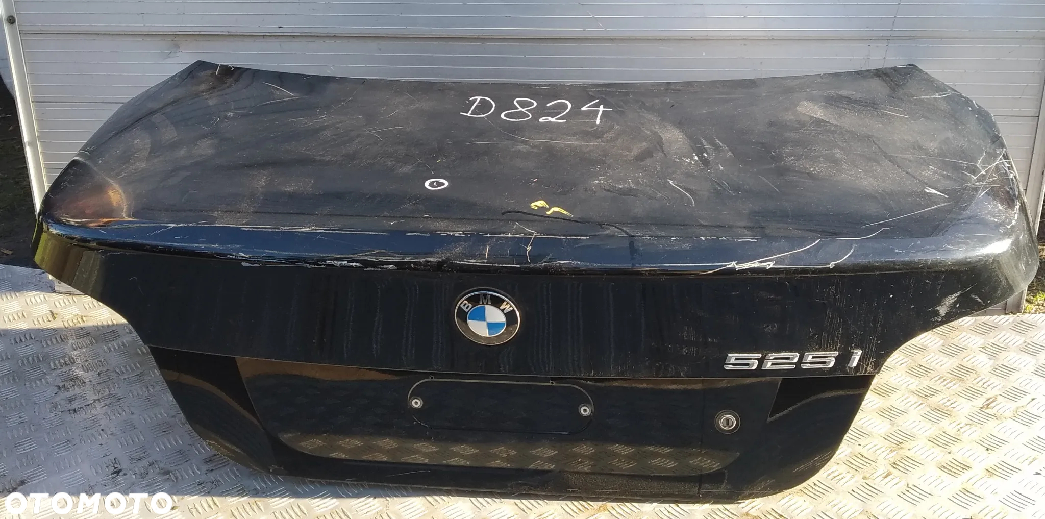 D824/D825/D828 KLAPA BMW E60 LIFT SEDAN - 5